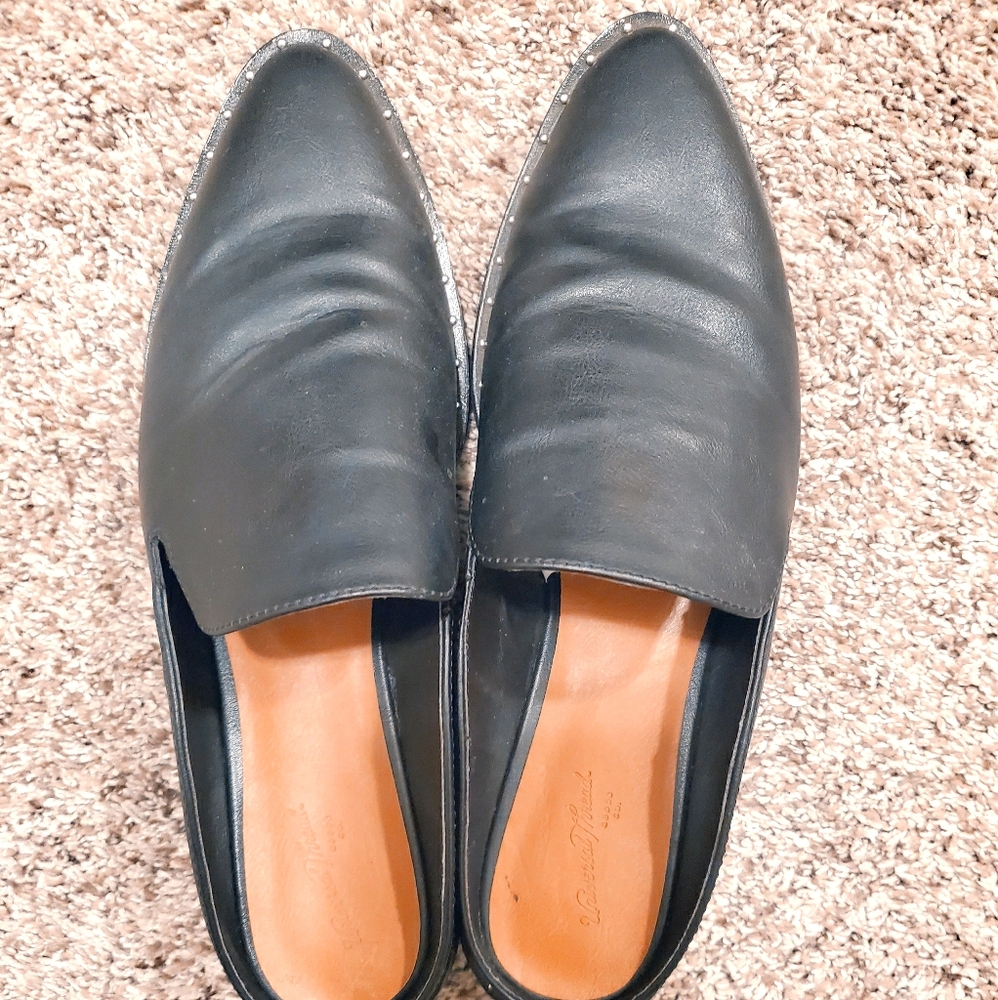 Universal Thread Slip on Mules